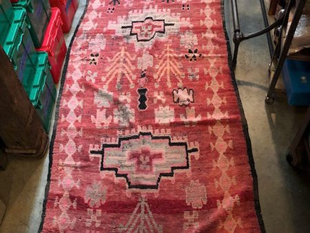 Boujad Carpet, reversible 8x3  Hot on Sale