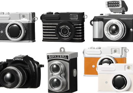 Small Vintage Camera Ornament Online now